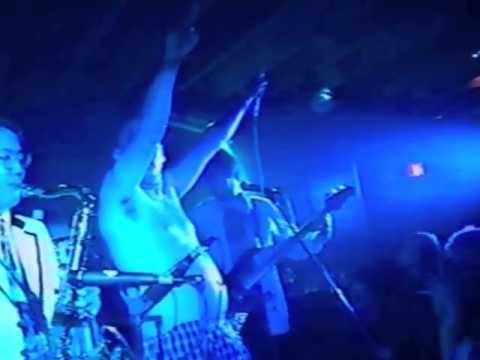 Double D Nose - 449 (Live Opium Den 1997)