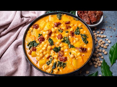 Creamy Tuscan Chickpea Soup
