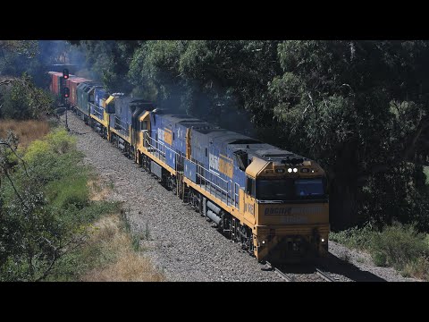 FAILED SUPERFREIGHTER IN THE ADELAIDE HILLS + AURIZON GRAIN AND GREAT SOUTHERN SERVICES