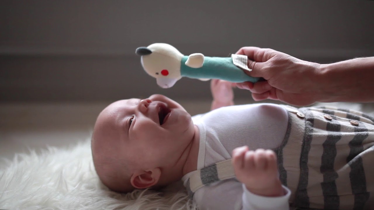 Petit Collage Chrastítko pískací medvídek