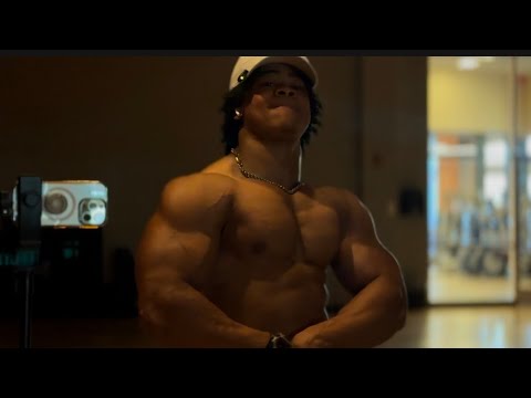 ￼Full day of eating - arm day - bulk day 123