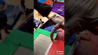 Me when I'm 18 (Hinganflips)