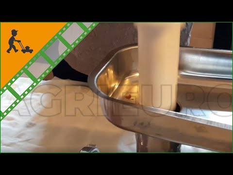 Funktionsvideo - Profi Fleischwolf AE SM 12 Edelstahlgehäuse 0.5 PS