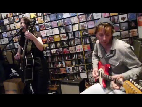 Juleah + Erich - Love Psychosis - live @ Musikladen Feldkirch