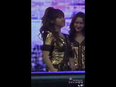 110417♥YoonSica允西卡윤시ユナシカ♥ 今晚比較特別嗎xd