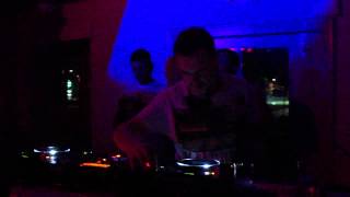 Nick Warren. Foals - My Number (Totally Enormous Extinct Dinosaurs rmx) @Mamacas, Athens