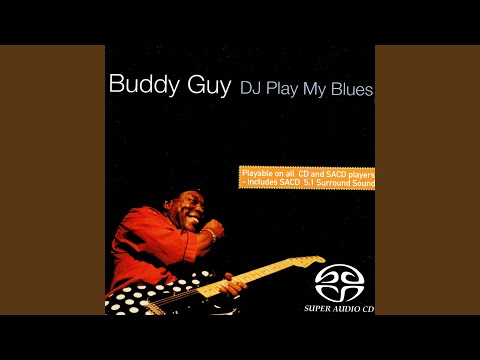 Videoclip de She Suits Me To A T — Buddy Guy