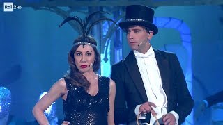 Mika e Virginia Raffaele cantano "Money Money" - Facciamo che io ero 07/06/2017