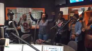 The Lion King cast perform "The Circle Of Life"