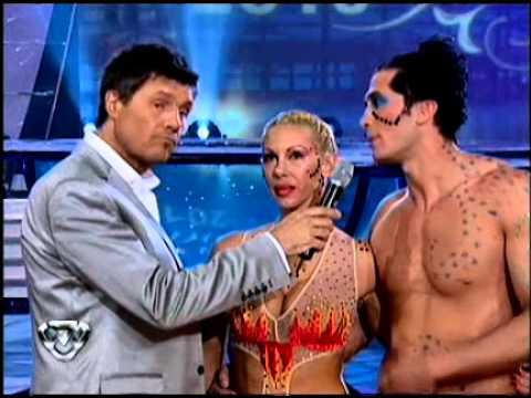 Showmatch 2010 - Mónica Farro reemplazó a Paula Chaves