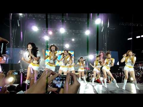 SMTOWN LA 2010 - SNSD Oh!