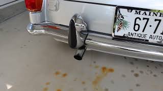 1974 MG MGB Mk III Roadster Start Up Exhaust Tone