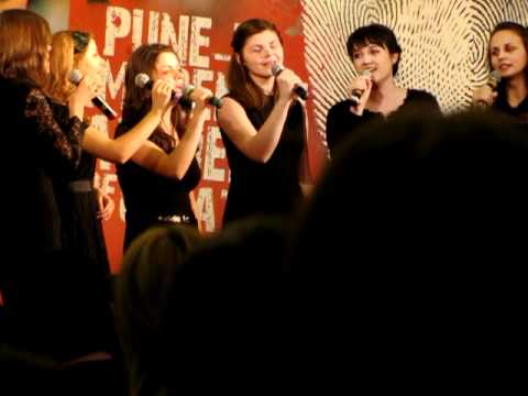 Atelier de creatie Amicus Cluj. El m-a iubit. Grup feminin Cluj.MOV