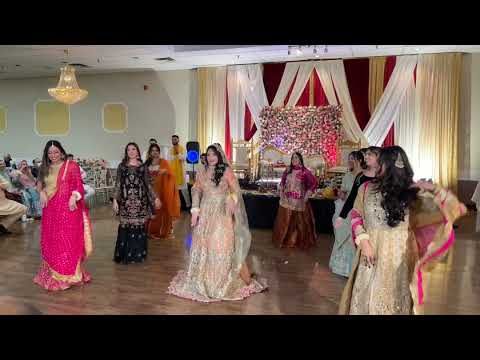 Best Mehndi Dance