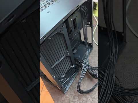 Quando il pc ce lo assembliamo da soli.. #pcgamingita #pc #gaming