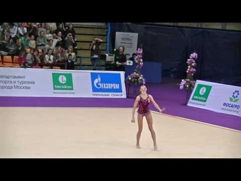 Dina Averina (RUS)  ball  Q  Grand Prix Moscow 2017