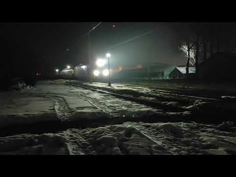 Tren IR1654 Vatra Dornei Bai - Bucuresti Nord trece prin Suceava Vest cu 40-0228-9 - 23.02.2021