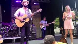 Drew Holcomb and the Neighbors - A Place To Lay My Head