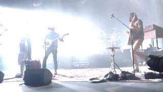 The Avett Brothers - Left On Laura Left On Lisa / Talk On Indolence / Walking For You - 5.11.17