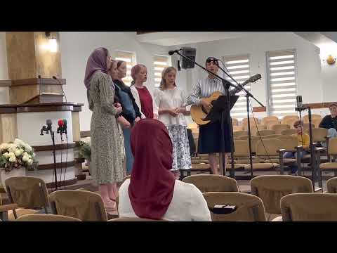 Grup de fete Vicov • Tu suflet ridicați privirea