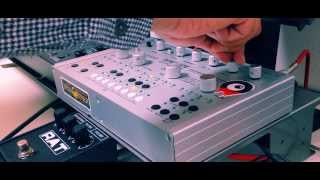 Video thumbnail for acidlab bassline2+miami demo by SERi