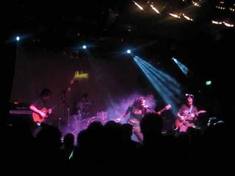 Bellusira - Rolling Tide - The Espy - October 17th, 2009