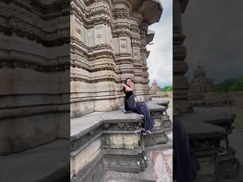 Pooja dherange Romantic vedio