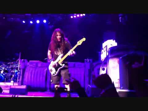 Iron Maiden   Fear Of The Dark   Melbourne 23 02 2011