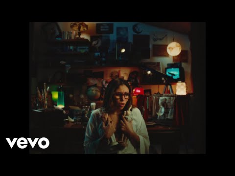 Jules - Lunática (Official Music Video)