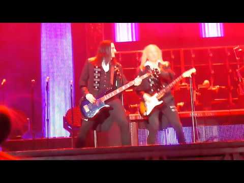 Trans-Siberian Orchestra "Good King Joy" 11-25-2015 Reading 4pm Russell Allen