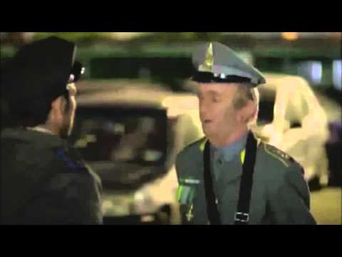 TRAILER I 2 SOLITI IDIOTI ( UFFICIALE )