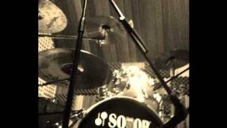 Drumcover Patrice Lil Paradies