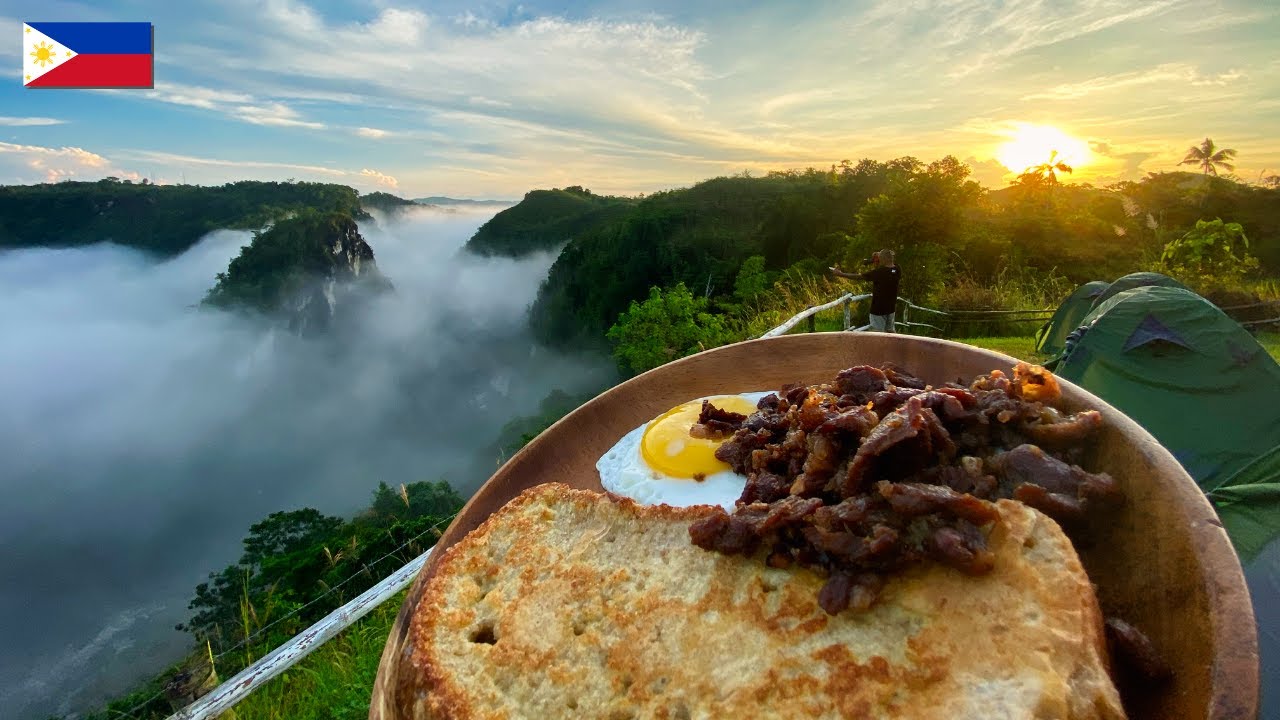 Traveler experiences overnight camping at Sea of Clouds.
