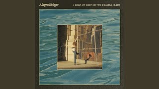 Kadr z teledysku Terribly Free tekst piosenki Allegra Krieger