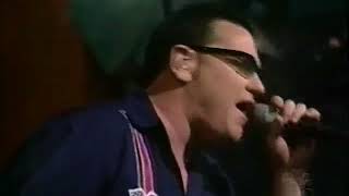 Smash Mouth Performs &quot;Then the Morning Comes&quot; - 11/12/1999