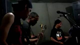 Bonebreaker - Exodus (cover) &amp; Thrasher and the bitch 23/10/10