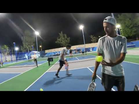 Alex Telpalo y Jorge Barajas vs Miguel Fernández y Rodo Perea