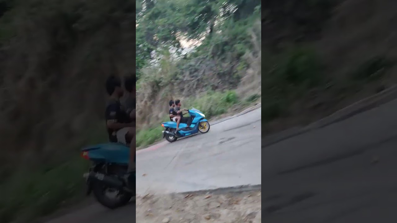 คันเร่งตึงเปรี๊ยะ  #motorcycle #automobile #lifeisbutadream #enduro #offroad #ekmotahathighumechala