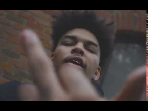 Bakwood $hawty - Racks (Shot by @Diiazvis)