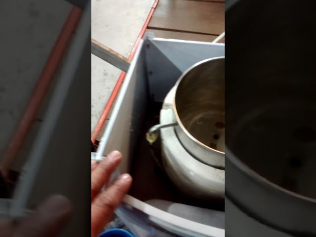 Vídeo relacionado con YNAADYH Dispensador Eléctrico Caliente y Frío, 550W, Enfriador y Dispensador de Agua Potable, Para Fuente de Agua 5 a 18 L, Oficina Hogar