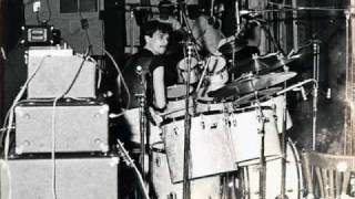 Invisible - En una lejana playa del animus