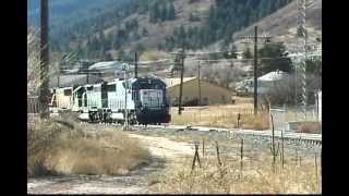 preview picture of video 'Coal Train at Palmer Lake, Co. on the Joint Line - Nov. 2001'