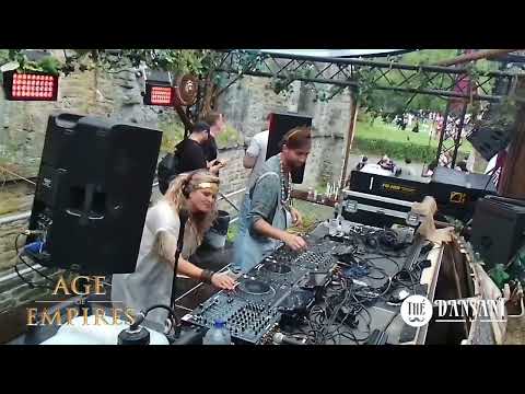 Mona Lee & WLC @Thé  Dansant - Age of Empires Mainstage Livestream