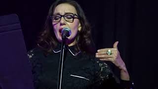 Luz Casal -  Abro la Ventana (Lhasa) 2017