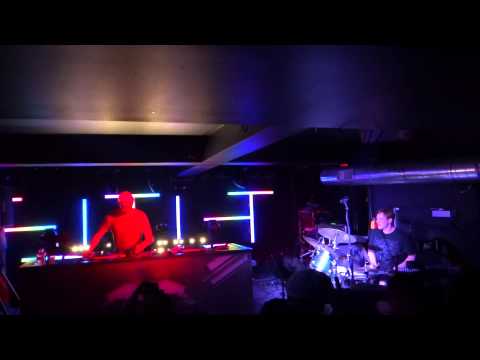LTJ Bukem featuring Allen Aucoin DrFameus on live drums 9.10.14