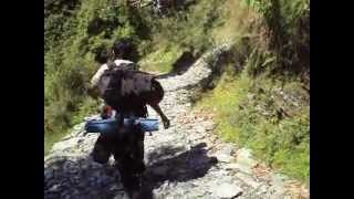 preview picture of video 'Trekking down to Dharamkot from Triund'