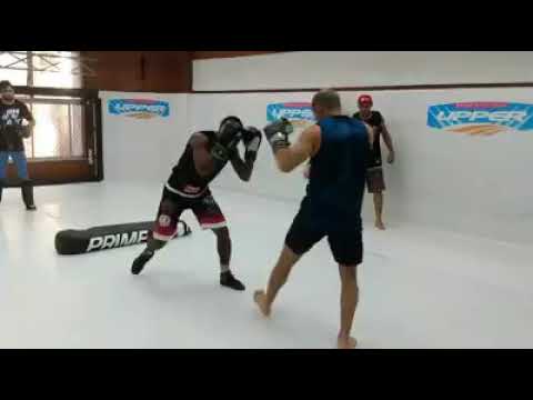 Treino de boxe de José Aldo e Jucelino Pantoja pegou fogo