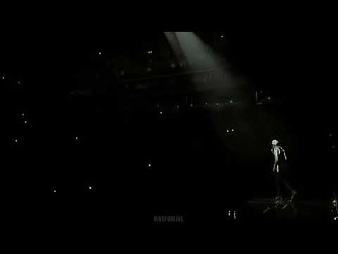 Jay Z and Chap Moreno perfoming live.