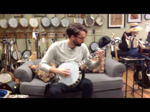 Wes Corbett plays his Hawthorn RB-7 style top tension maple banjo