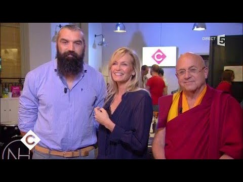 Le trio Sébastien Chabal / Matthieu Ricard / Estelle Lefébure - C à Vous - 11/10/2017